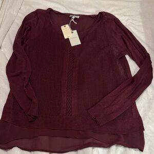 Lucky Brand Women's Burgundy Sweater - Crew Neck